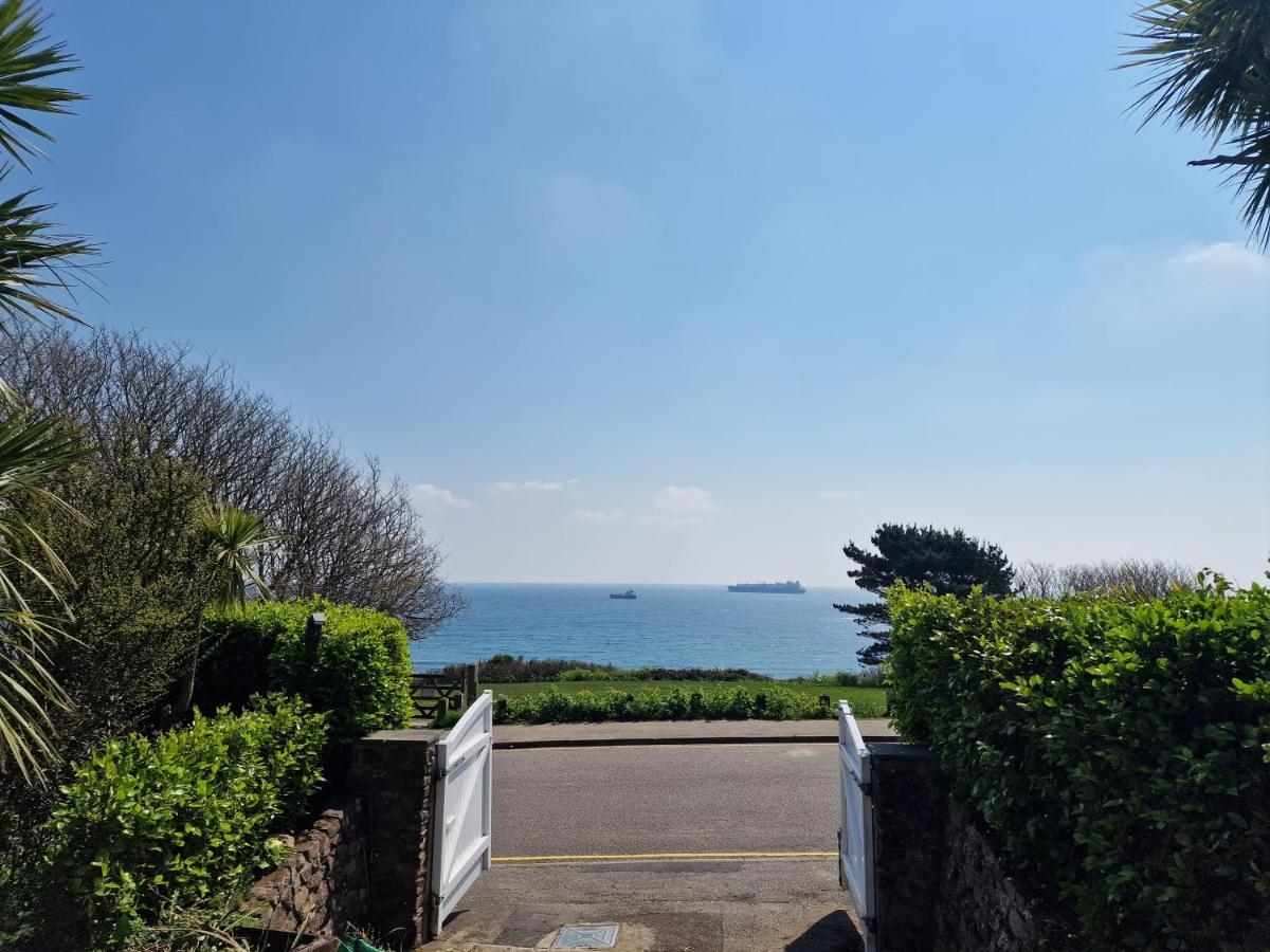 Blue Hills Luxury Apartment, Bay Front With Parking Appartamento Falmouth